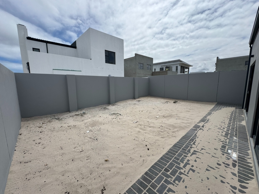 4 Bedroom Property for Sale in Sandown Western Cape
